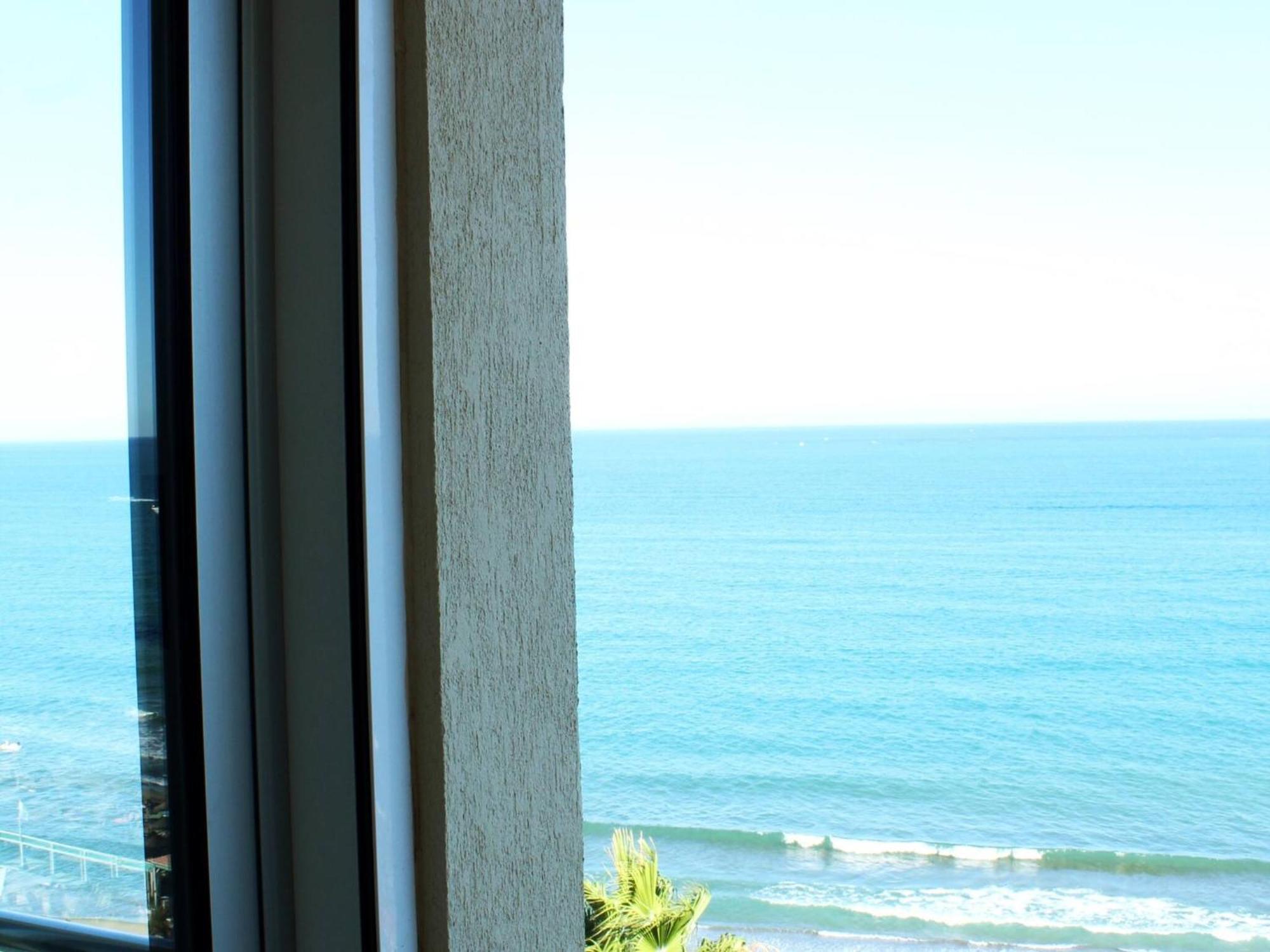 Esplendido Apartamento A Pie De Playa En 托雷莫利诺斯 外观 照片